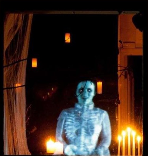 晶振元件使一年一度的西方傳統萬圣節增加了毛骨悚然的氣氛